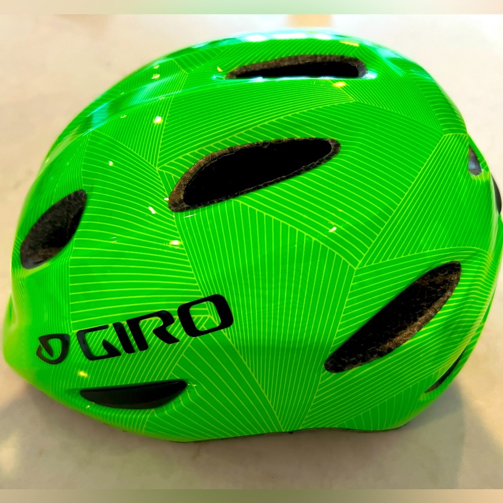 Giro Scamp Youth Recreational Bike Cycling Helmet Small 49-53cm